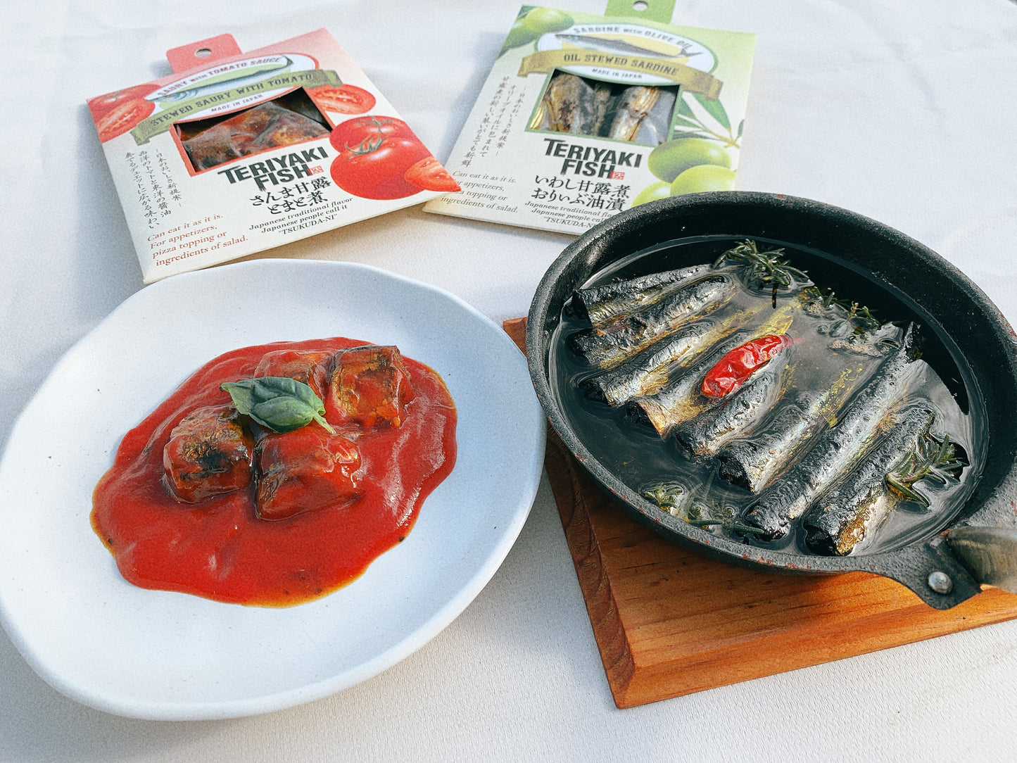 STEWED SAURY WITH TOMATO